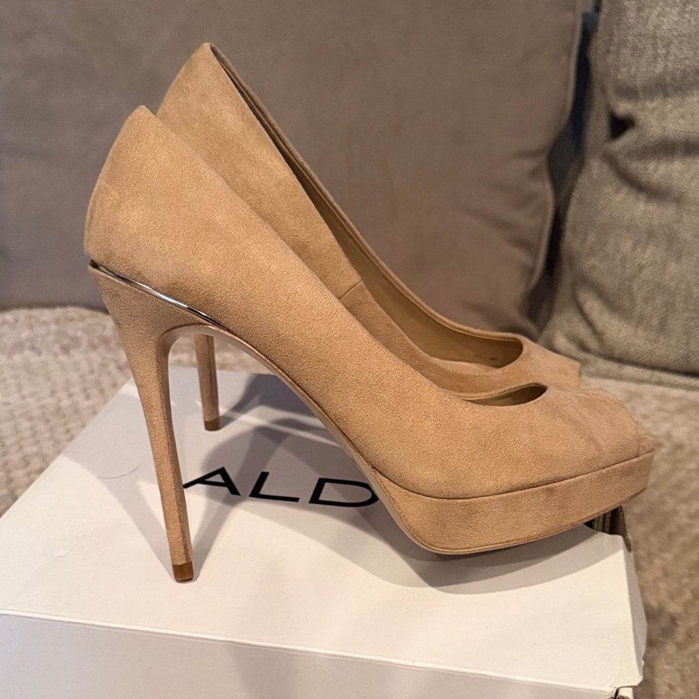 Aldo Tan Suede Peep-Toe Pumps - Picture 2 of 6